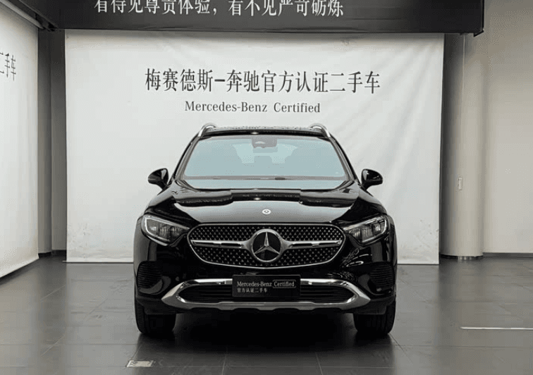 Mercedes-Benz GLC 260 L, 2026