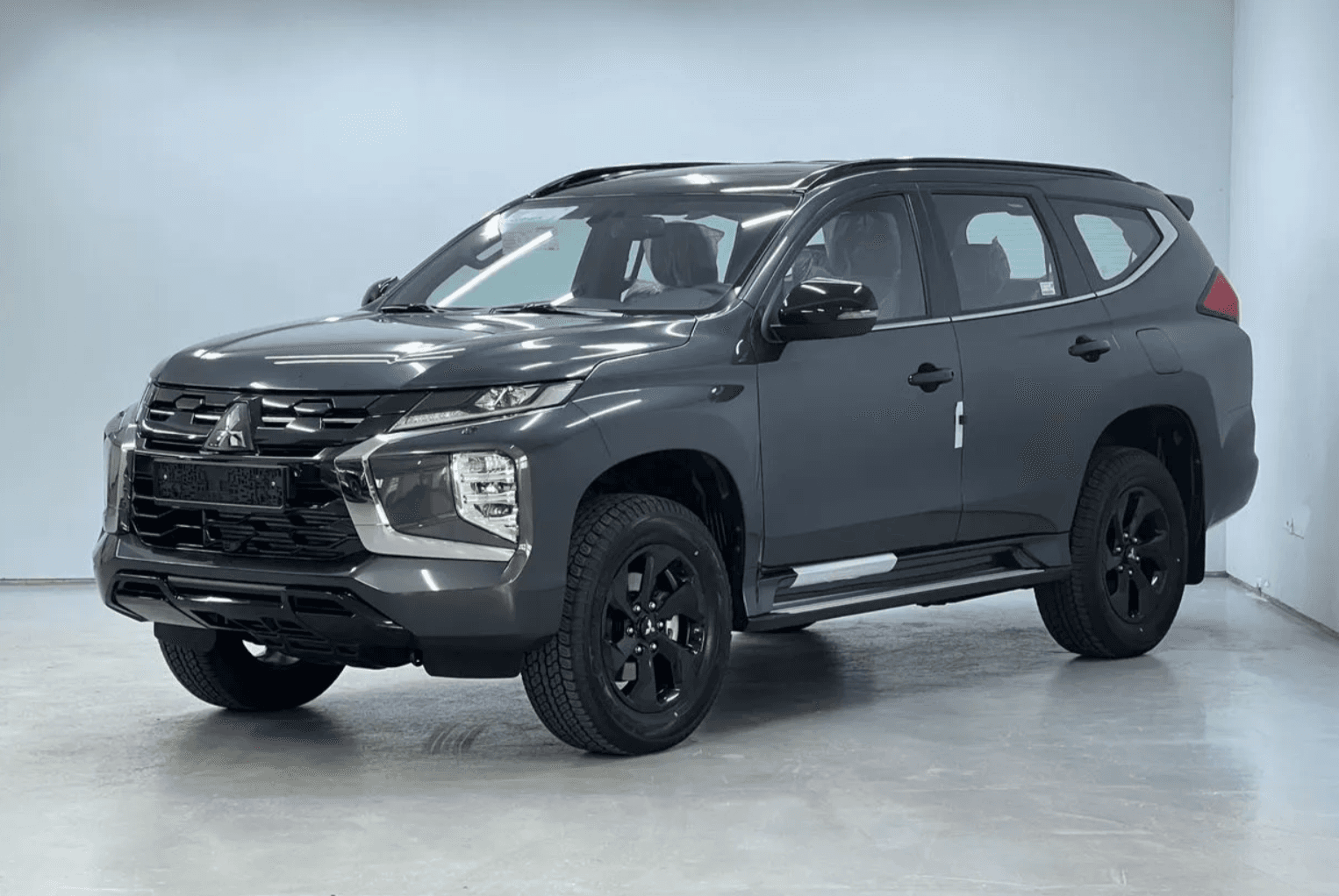 Mitsubishi Pajero Sport, 2026