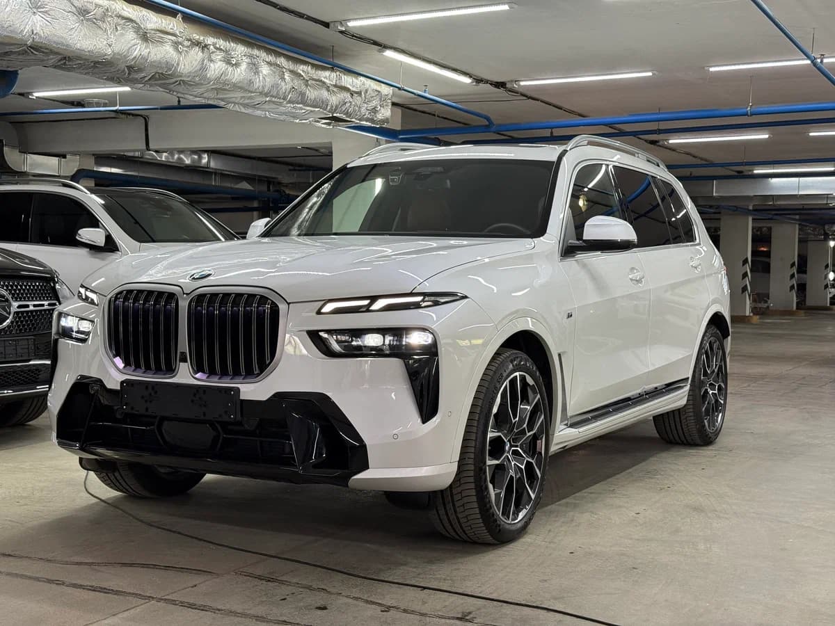 BMW X7, 2026