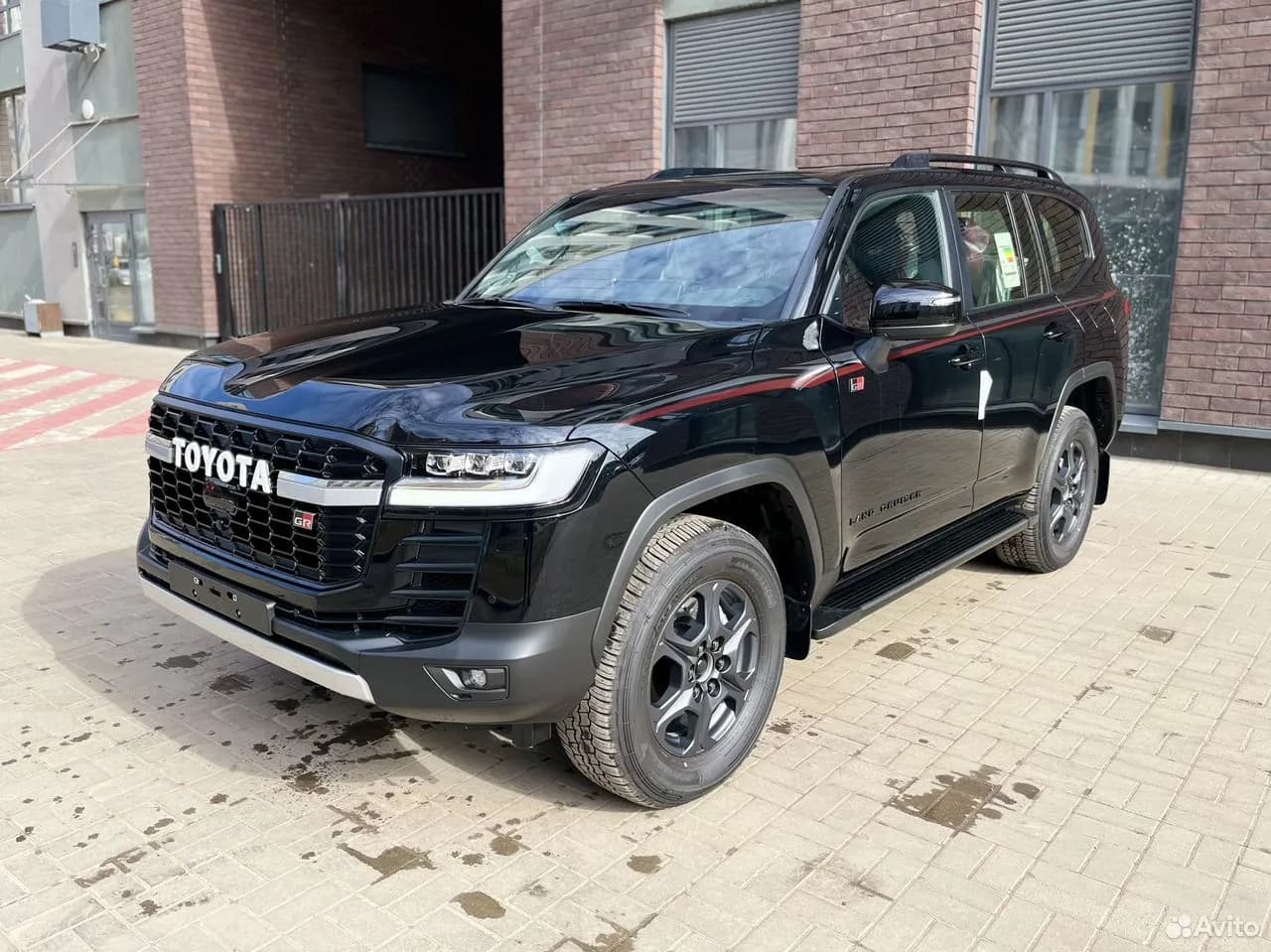 Toyota Land Cruiser, 2026
