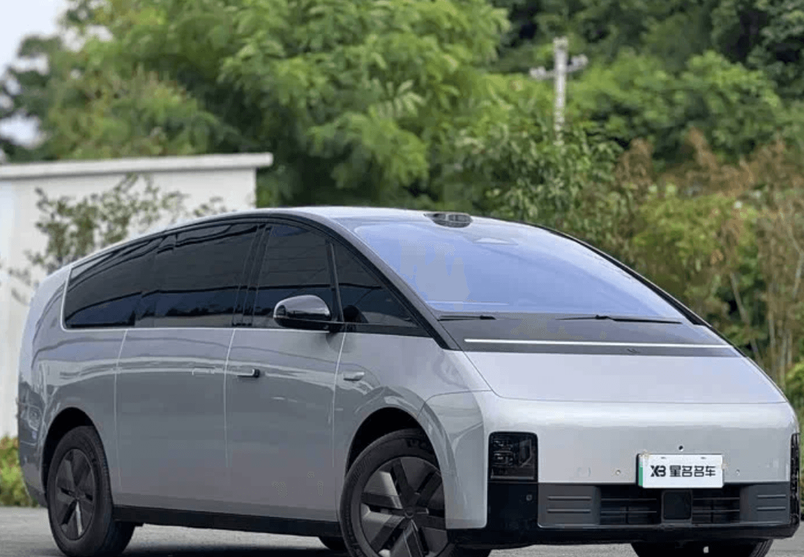 Li Auto Mega, 2026