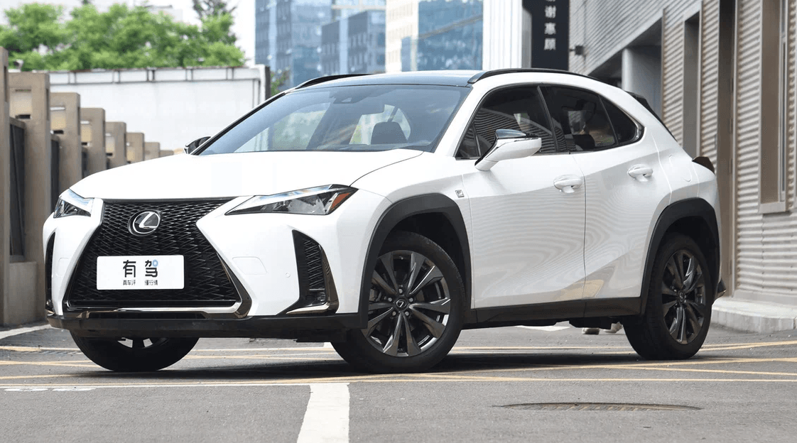 Lexus UX, 2026