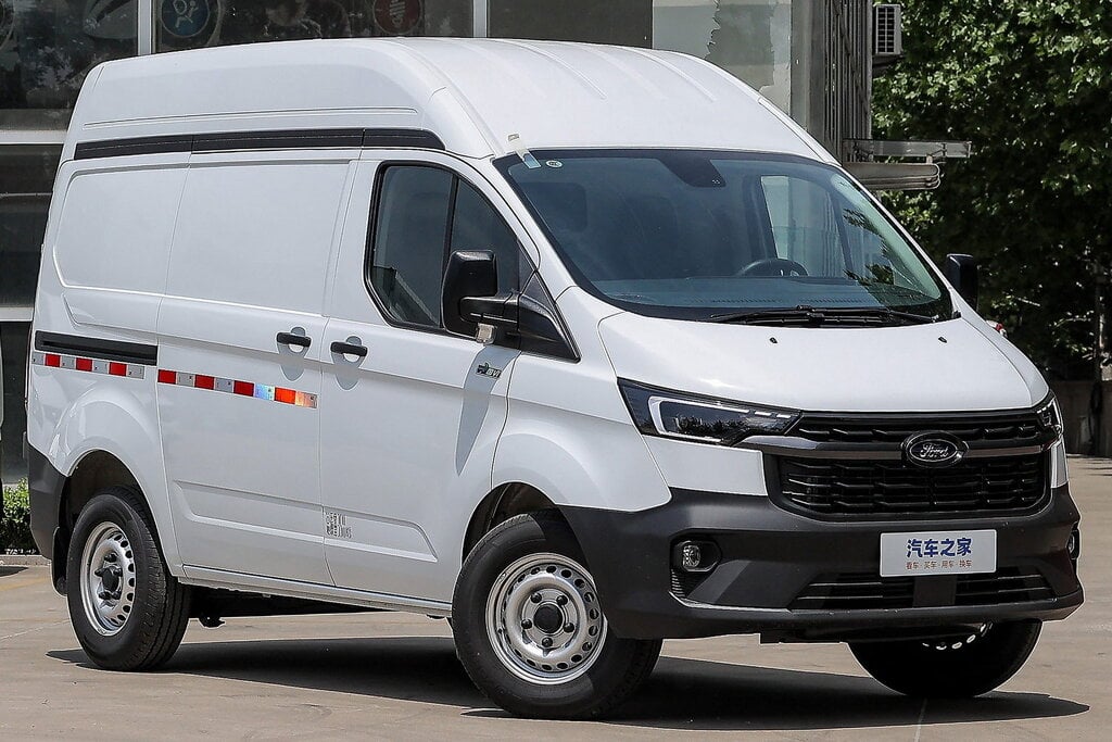 Ford Transit, 2026 — фото 1