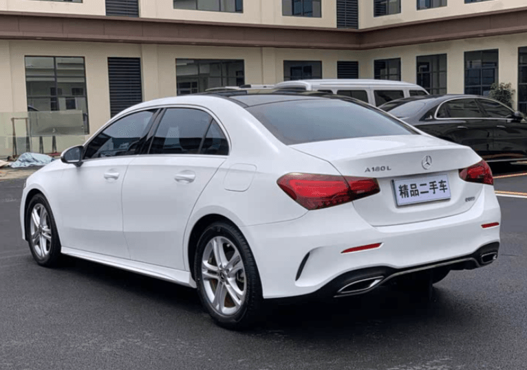 Mercedes-Benz A-class, 2024 — фото 1