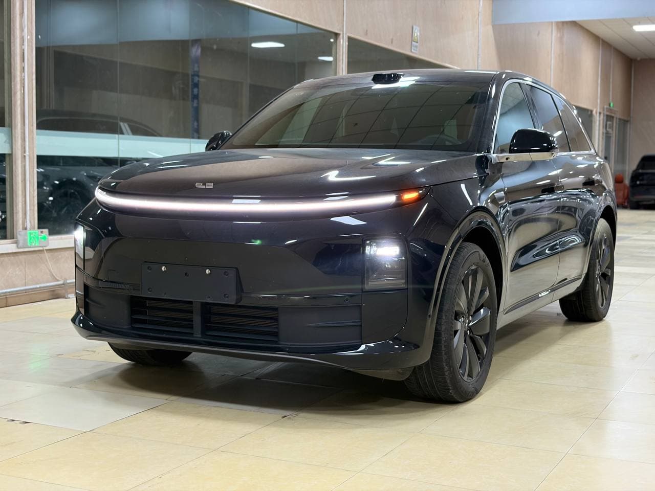 Li Auto L6, 2025