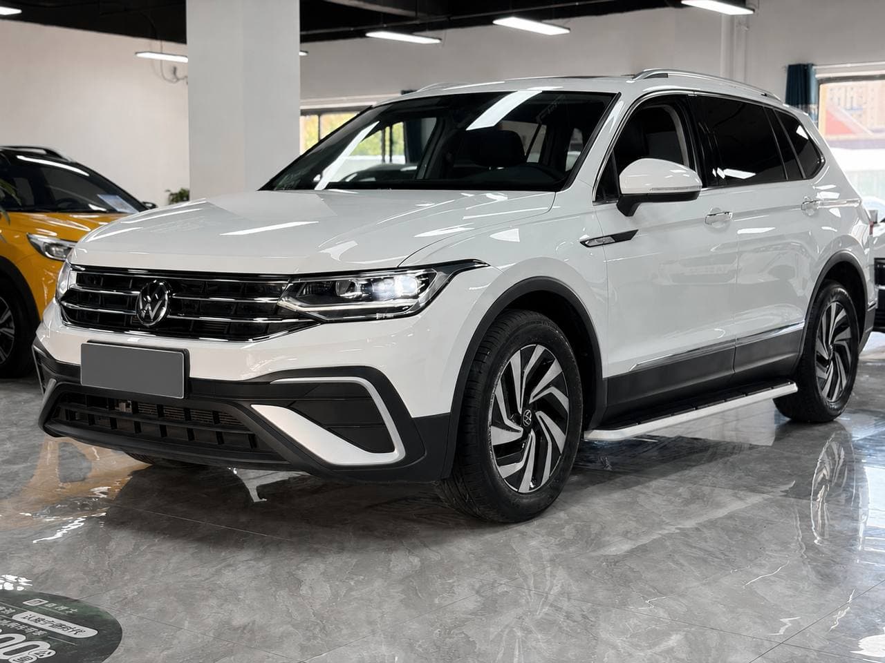 Volkswagen Tiguan L, 2022