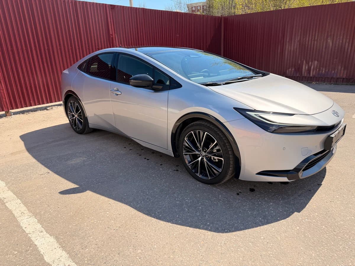 Toyota Prius, 2023