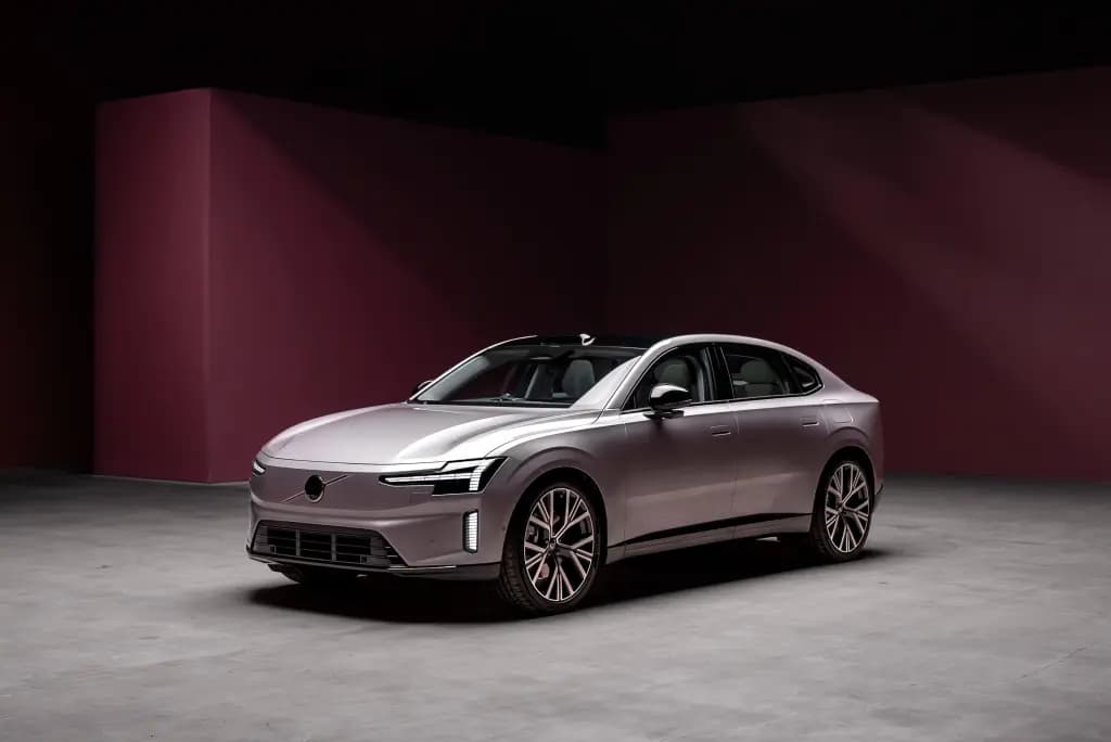Volvo ES90, 2026