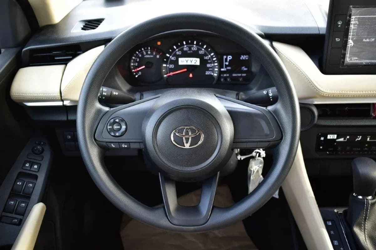 Toyota Yaris L, 2026