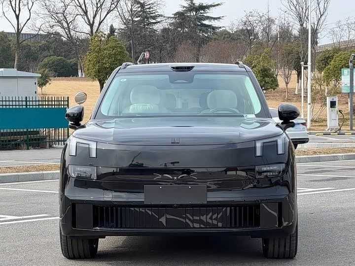 Lynk & Co 900, 2026