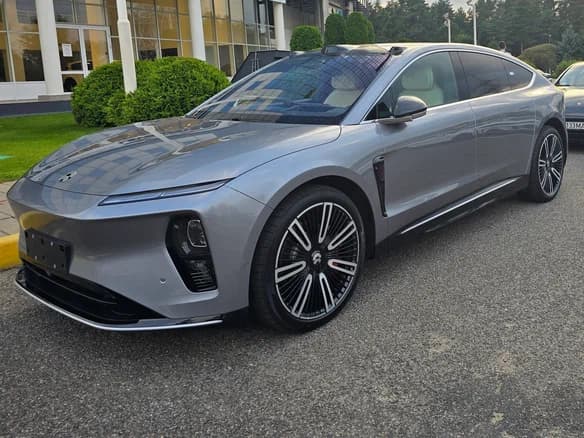 NIO ET9, 2026