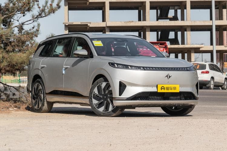 Dongfeng eπ008, 2026