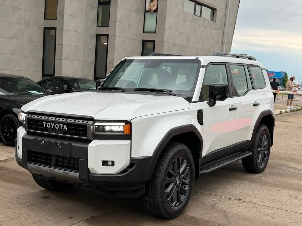Toyota Land Cruiser Prado, 2026