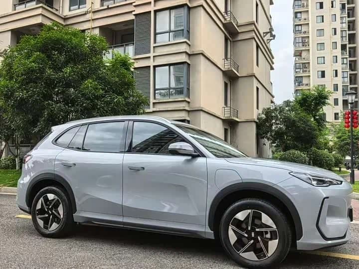 Geely Galaxy E5, 2026